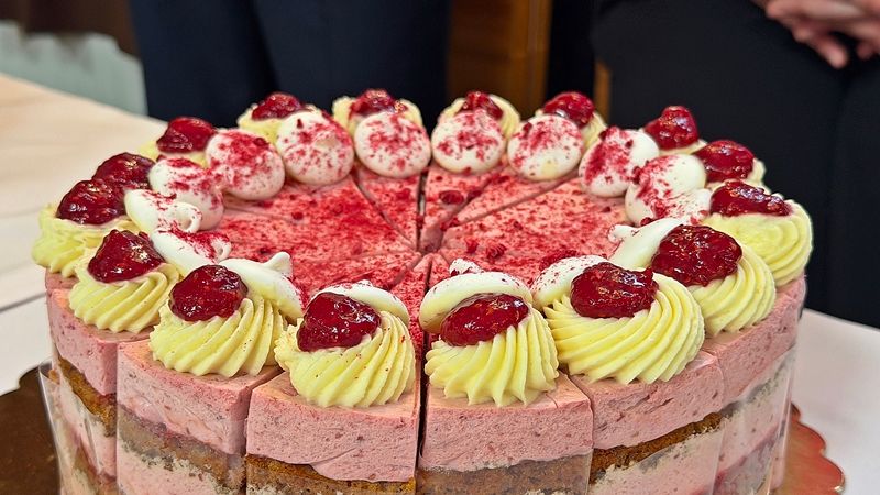  Boldogasszony csipkéje