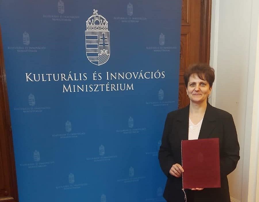 Miniszteri elismerő oklevelet kapott Oláhné Cseri Mónika 