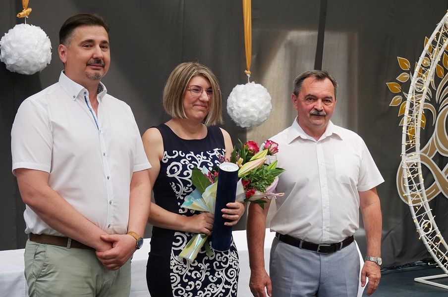 Nevelés támogatója kitüntetésben részesült Zseni Márta