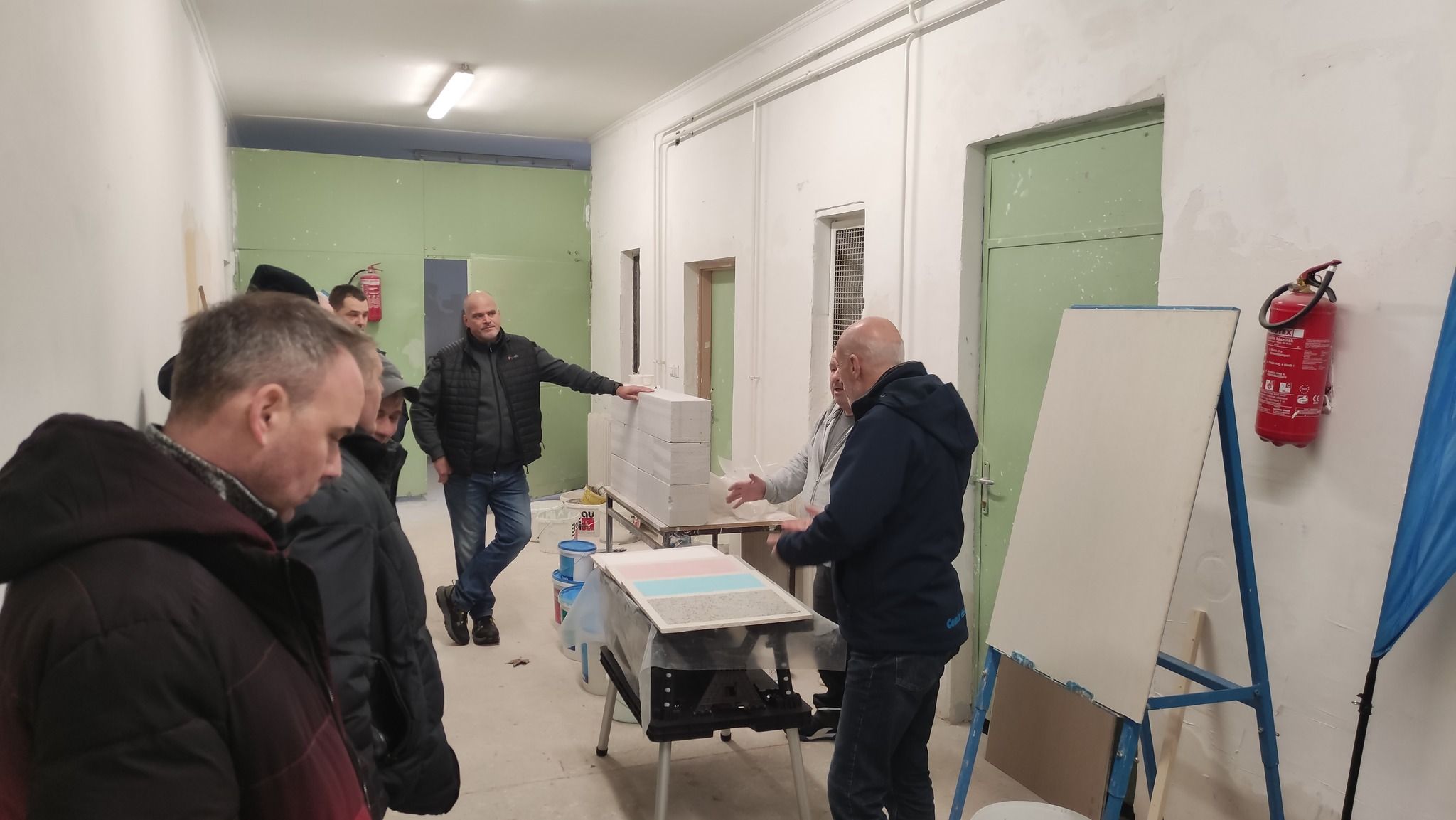 A Cemix szakértői elméleti előadásokkal és gyakorlati bemutatókkal várták az érdeklődőket. 