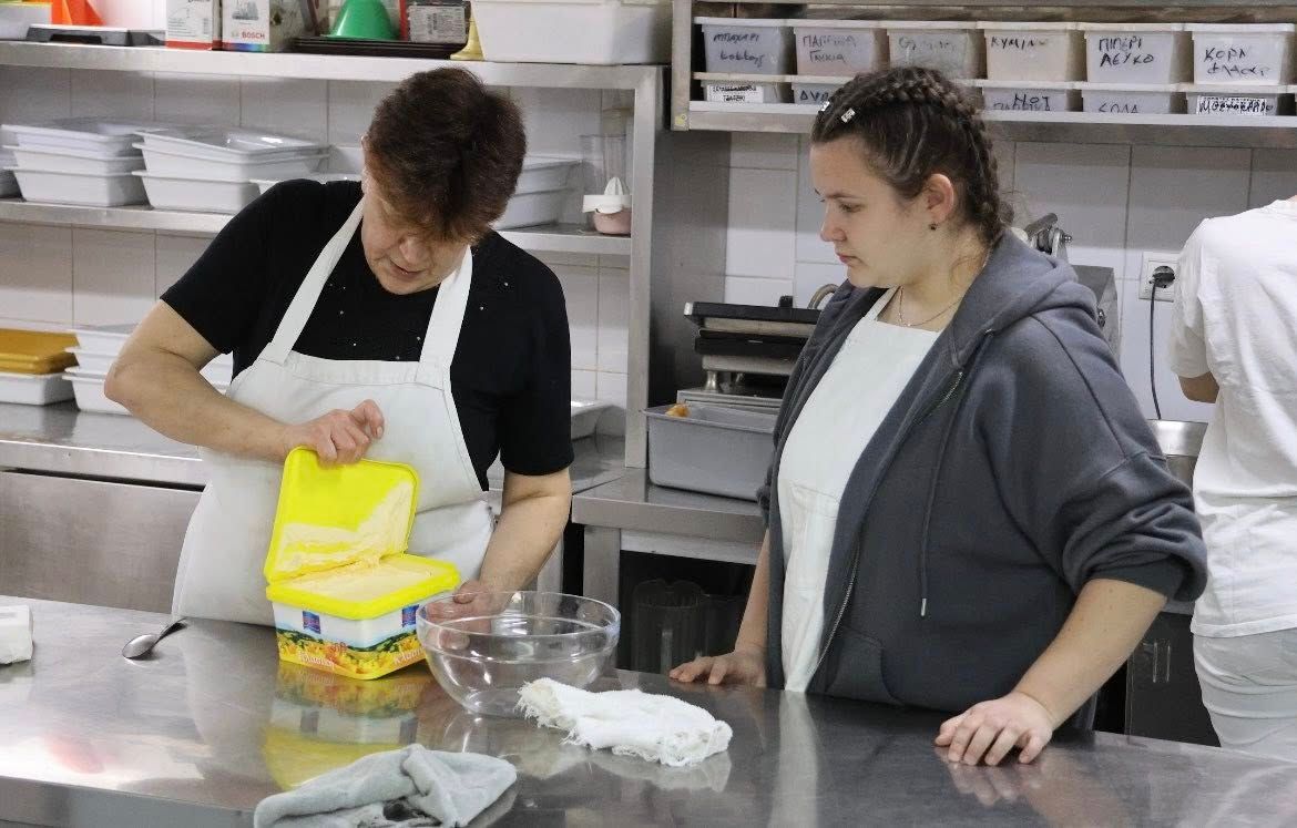 A cukrász tanulók helyi vállalkozásokat tekintettek meg, megismerve a térség gasztronómiáját.