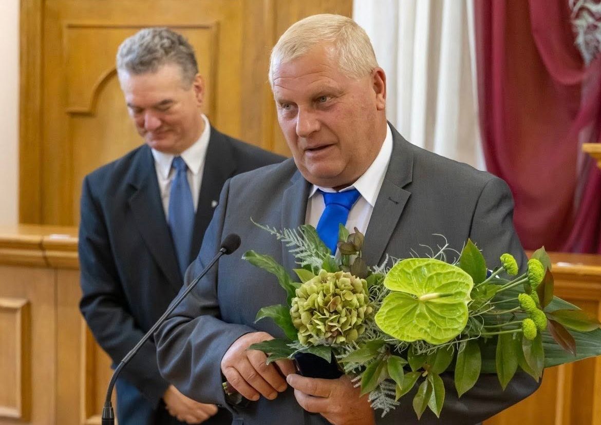 Szabadi József Zoltán kőműves és burkoló szakmát tanít, de tanítványai szerint ennél jóval többet ad át. 