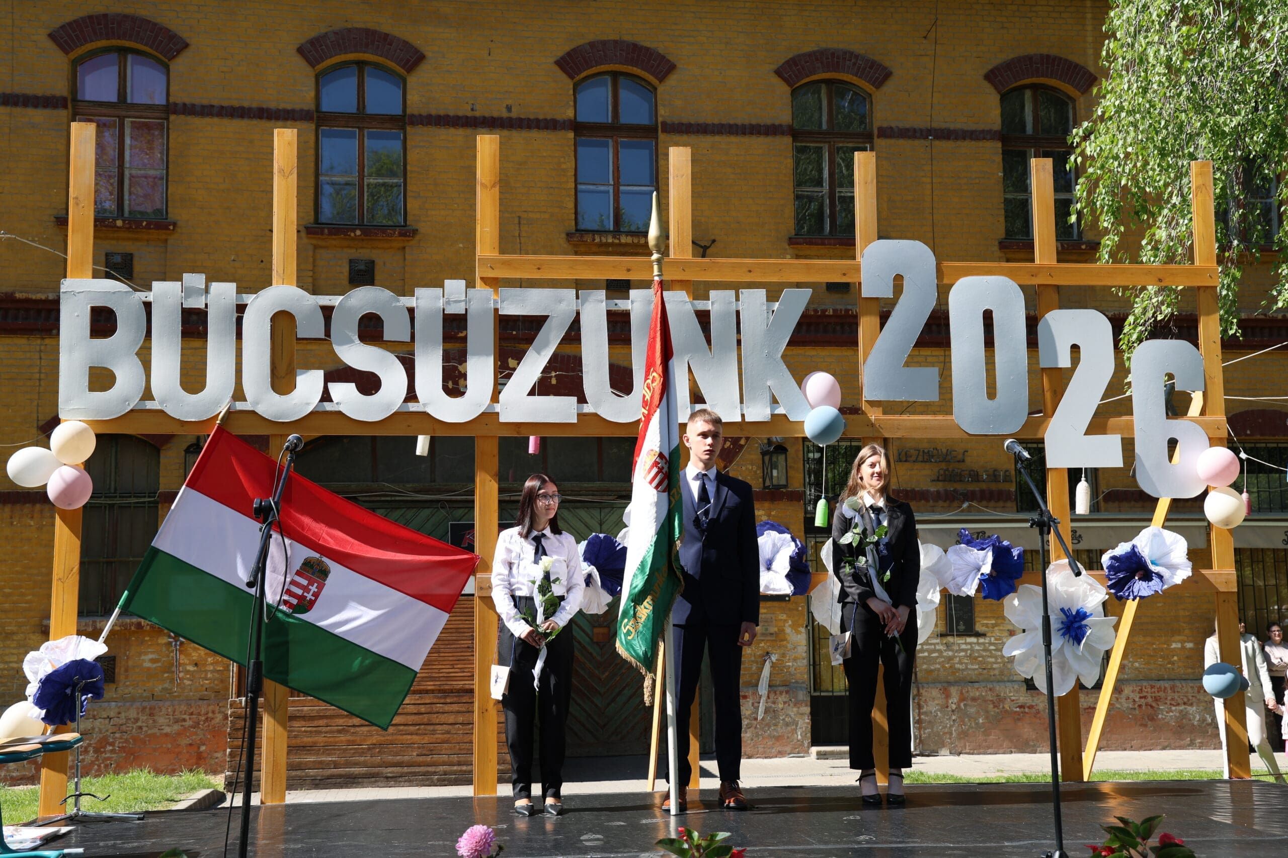 Elballagtak a Kossuth Technikum végzősei