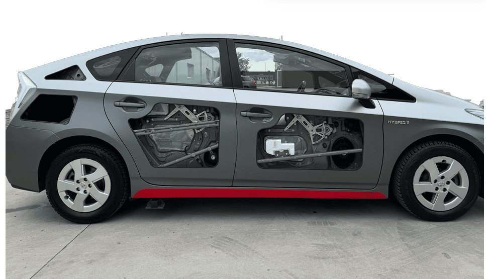 A Kossuth Technikumban modernizálják az autószerelő műhelyt.