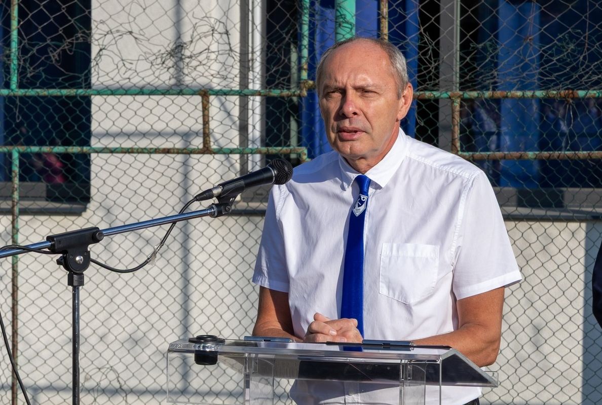 Dr. Komáromi Szilárd