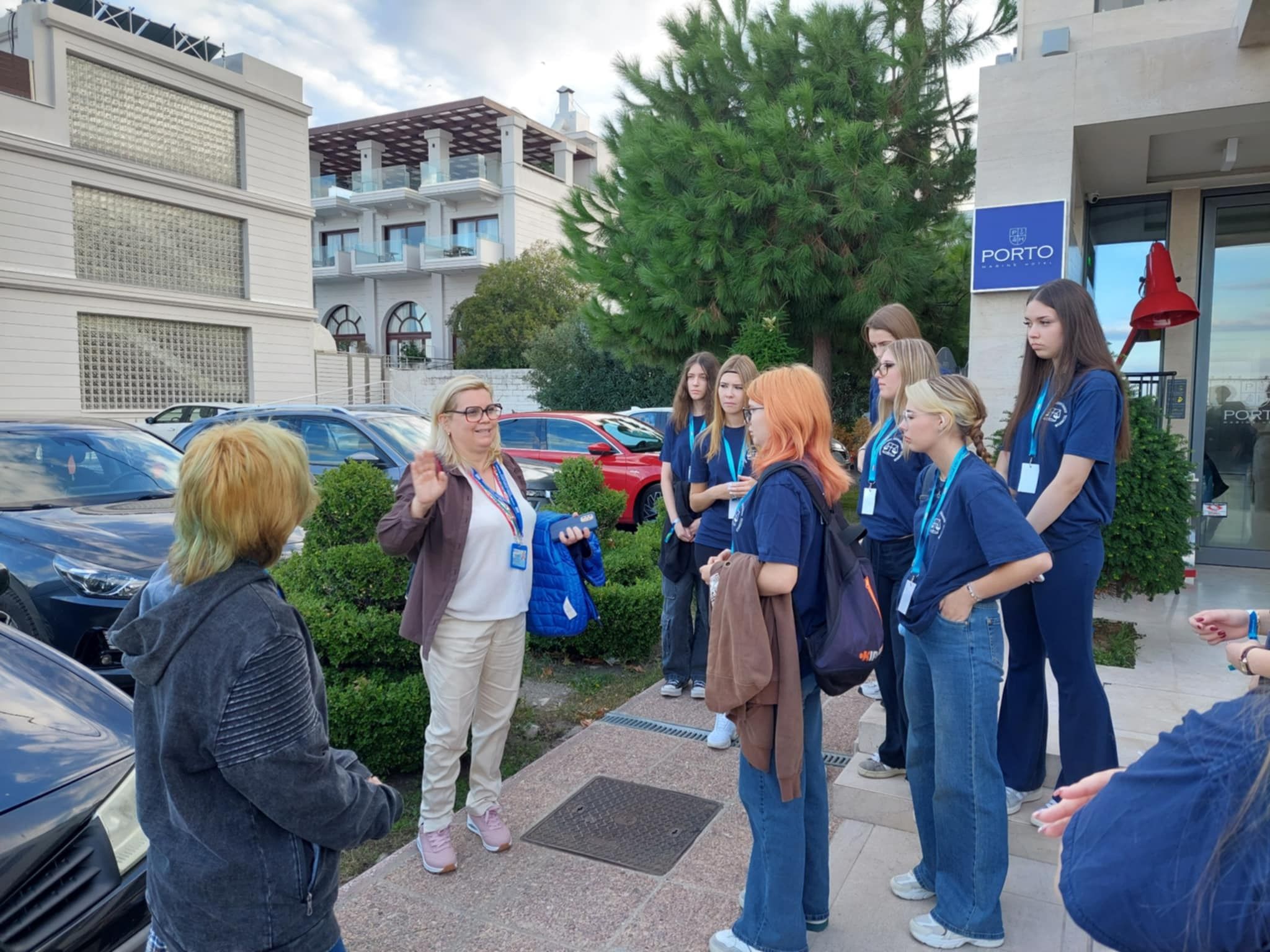 A turisztikás csapat elutazott Platamonasba, ahol testközelből láthatták a Porto Marine Hotel működését és foglalási rendszerét.