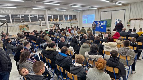 Sikeres Kisinasok Éjszakája a Vári Technikumban