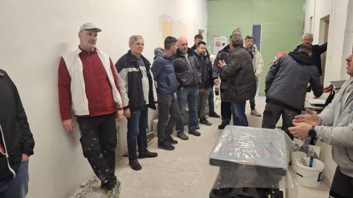 A Kszc Kossuth Lajos Technikum és a Cemix Hungary Kft. együttműködése évek óta fontos szerepet tölt be a gyakorlatorientált szakképzésben. 