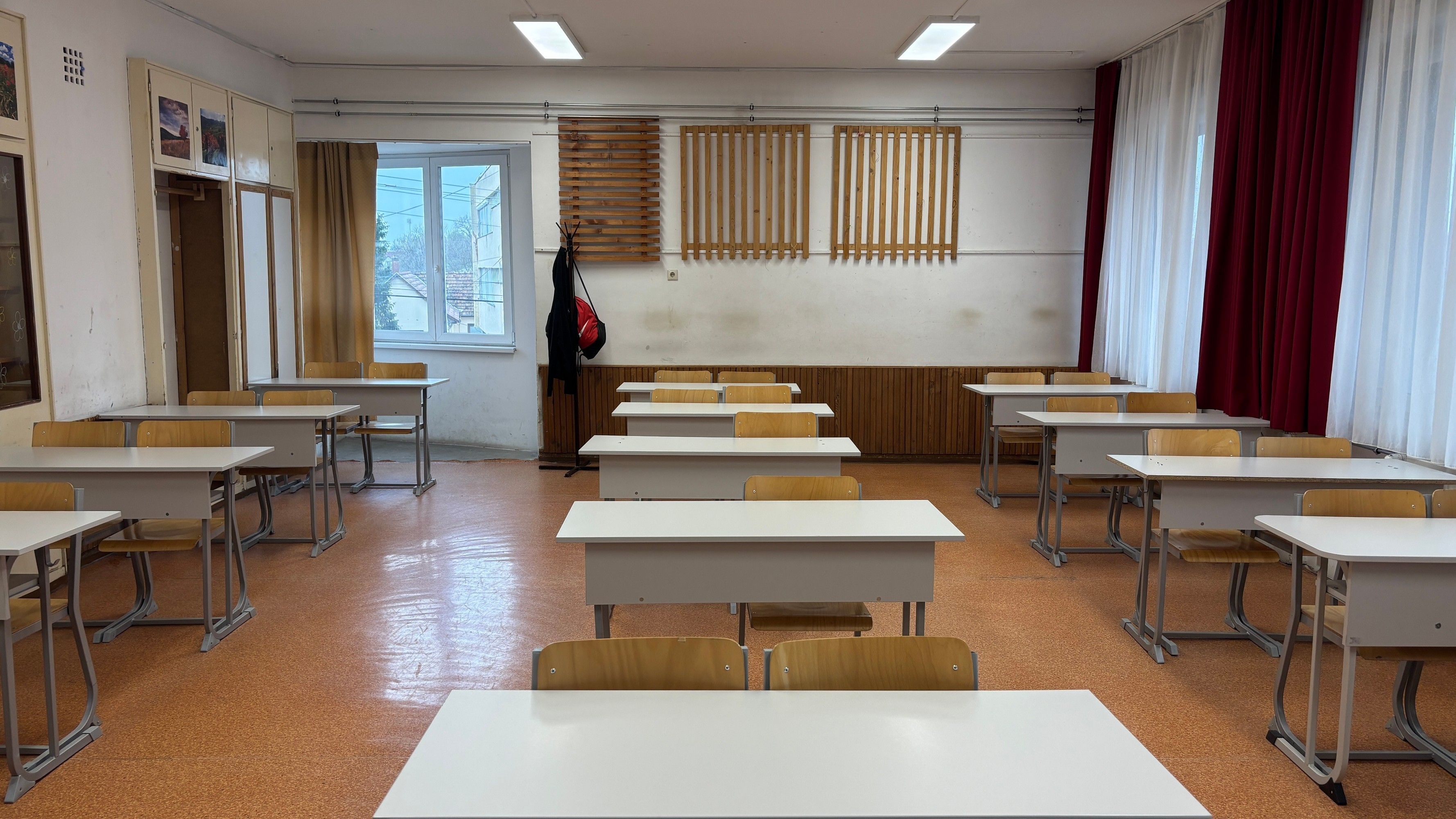 Wattay Technikumban tantermek és vizesblokkok újulnak meg.